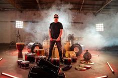 Dave Lombardo va lansa un album solo intitulat Tires Of Percussion
