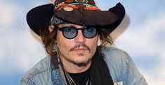 Johnny Depp - un moment emotionant in timpul ovatiei de sapte minute de la Cannes