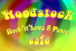 Proiectii U2 in Woodstock Cafe Bucuresti