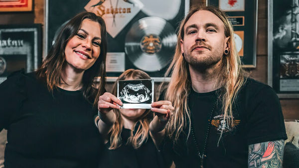 Solista Nightwish Floor Jansen Si Tobosarul Sabaton Hannes Van Dahl