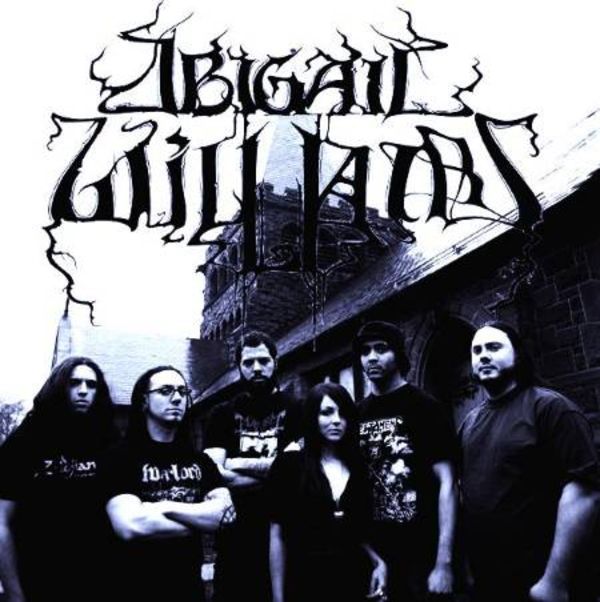 Abigail Williams reediteaza albumul de debut
