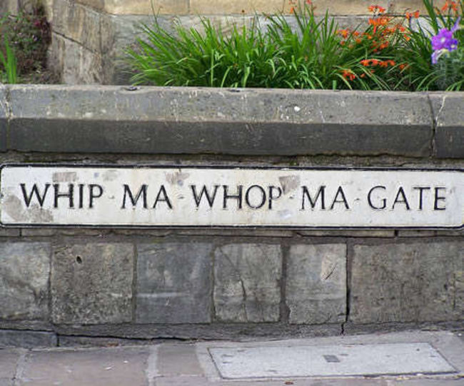 Poze Poze_MH - Whip Ma Whop Ma Gate
