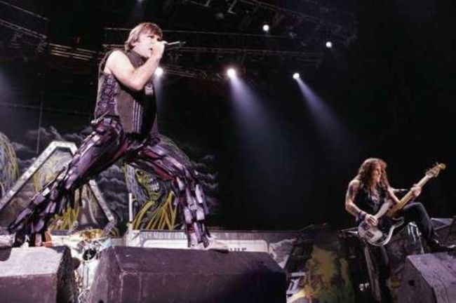 Poze Poze Iron Maiden - Iron Maiden