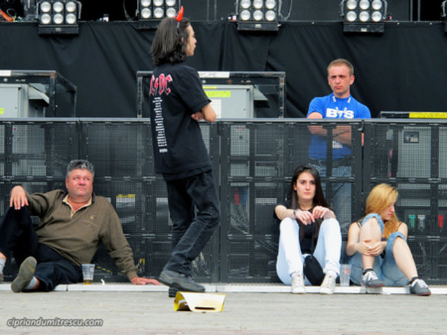 Poze Concert AC/DC in Romania la Bucuresti pe 16 mai 2010 (User Foto) - In asteptare