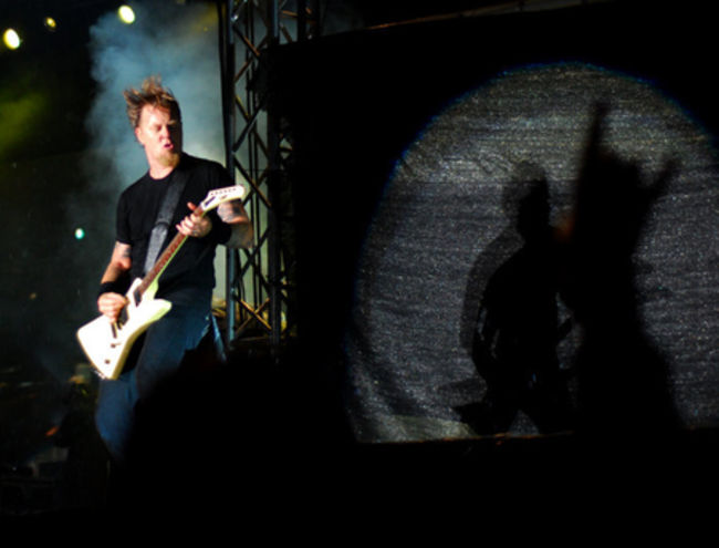 Poze Poze Metallica - james on stage in bucharest