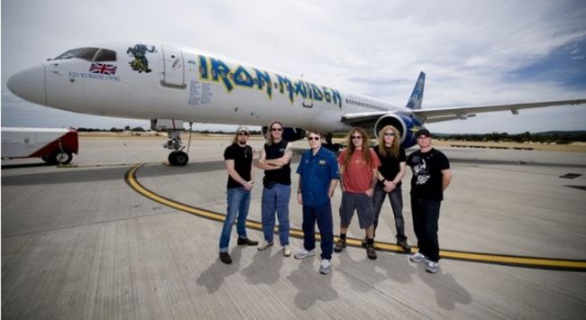 Poze Poze Iron Maiden - IM PLANE