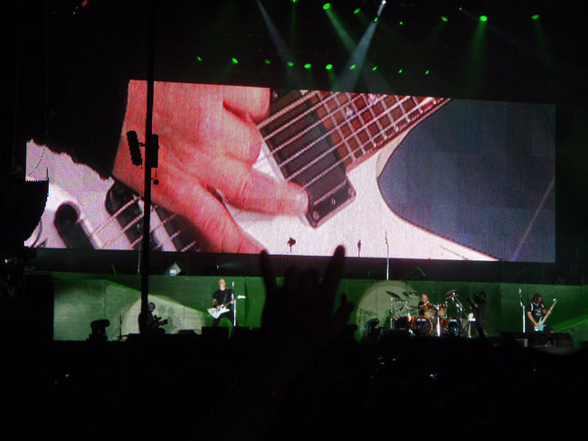 Poze Concert Metallica la Sonisphere Romania / Tuborg Green Fest (User Foto) - Metallica