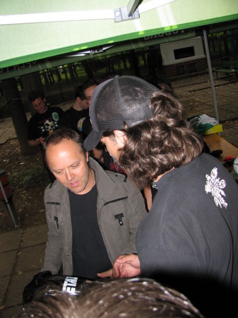 Poze Concert Metallica la Sonisphere Romania / Tuborg Green Fest (User Foto) - Meet & Greet Metallica