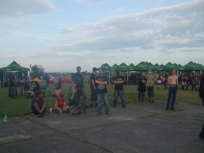 Poze Concert Moonspell in Romania la Samfest 2010 (User Foto) - Poze SamFest Rock 2010 - ziua a 3-a (MOONSPELL, AGATHODAIMON, INDIAN FALL, SMOG, SKULLP, THE AIM, CLASH)