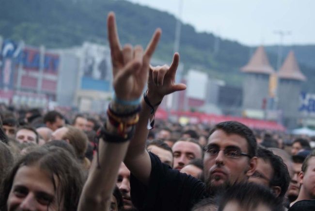 Poze Poze cu publicul la Iron Maiden - Poze cu Publicul la Concertul Iron Maiden din Cluj-Napoca