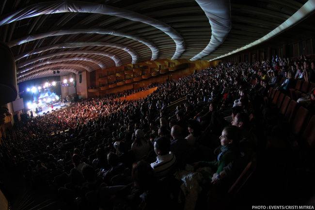 Poze De La Concertul Nikos Vertis De La Sala Palatului 2018