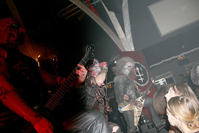 Poze Poze cu Watain si Destroyer 666 in concert la Bucuresti - Watain si Destroyer 666 in concert la Bucuresti