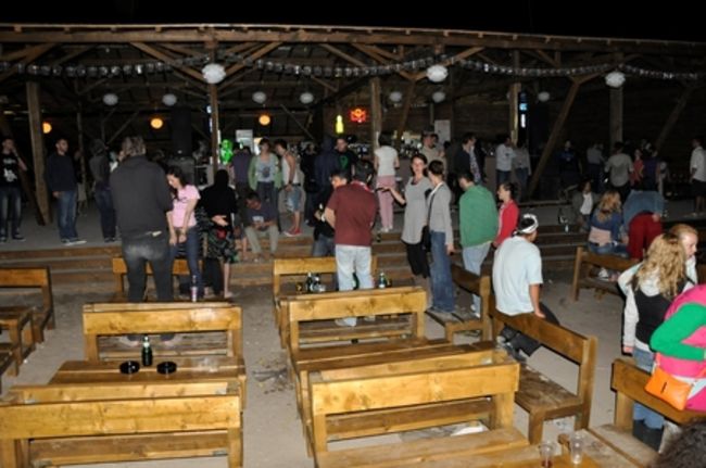 Cele Mai Tari Terase Din Bucuresti Si Vama Veche Se Muta In B Estfest Summer Camp