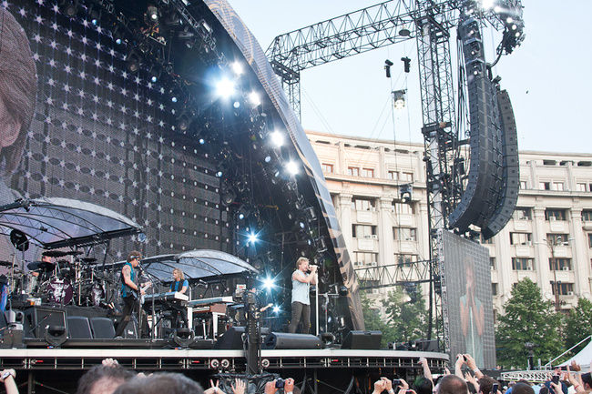 Poze Poze Concert Bon Jovi la Bucuresti - Poze concert Bon Jovi la Bucuresti in Piata Constitutiei