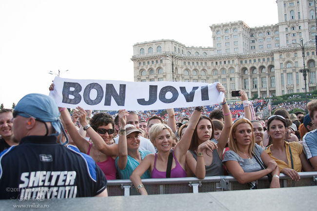 Poze Poze cu publicul la concertul Bon Jovi - Poze cu publicul la concertul Bon Jovi