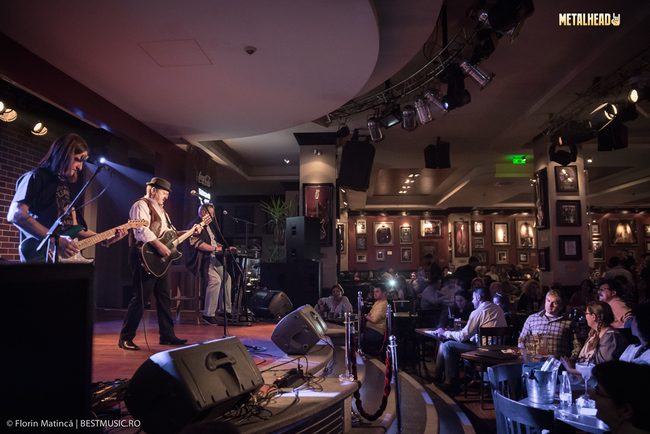 Poze Mircea Baniciu & Band canta pe 13 martie la Hard Rock Cafe (User Foto) - Poze Mircea Baniciu in Hard Rock Cafe