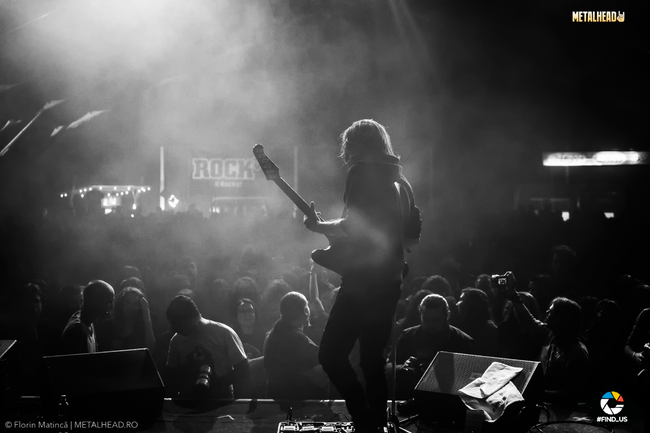 Poze Alternosfera, RATB, Coma si The Pinwheels canta la Metalhead Alternative Rock Awards 2015 (User Foto) - Alternosfera, RATB, Coma si The Pinwheels la Arenele Romane