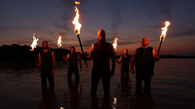 Demon Hunter Au Lansat Un Lyric Video Pentru Piesa Cold Winter Sun