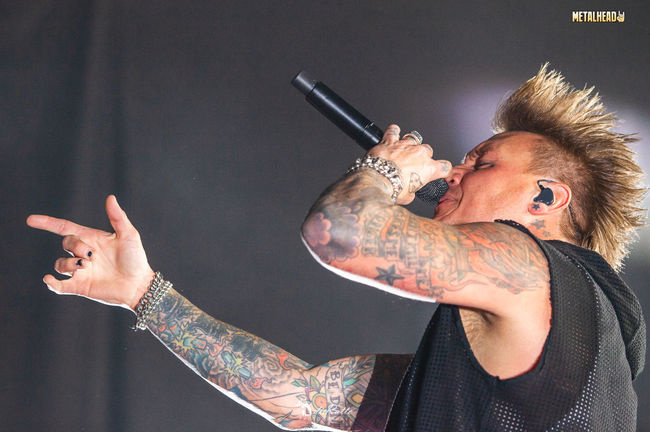 Poze Papa Roach si Hollywood Undead pe 3 Martie la Arenele Romane (User Foto) - Poze Concert Papa Roach si Hollywood Undead