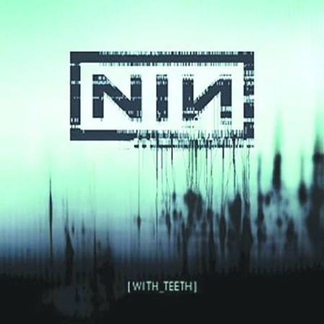 Poze Poze Nine Inch Nails - (2005) With Teeth