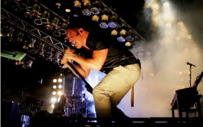 Poze Poze Nine Inch Nails - Nine Inch Nails lead singer Trent Reznor at Cruzan Amphitheatre