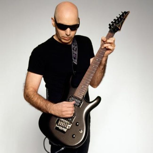 Poze Cel mai bun chitarist din toate timpurile ! - Joe Satriani