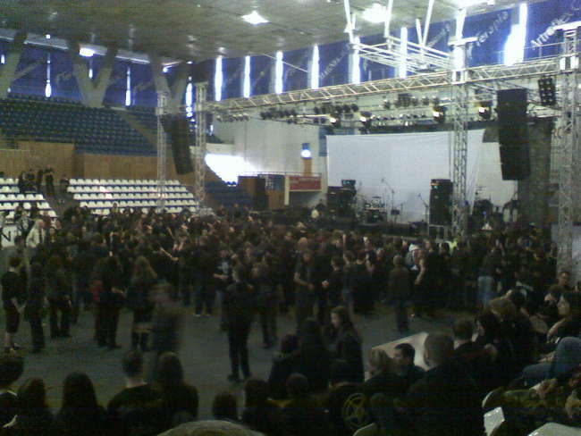 Poze Cradle Of Filth si Moonspell la Cluj-Napoca (User Foto) - the crowd