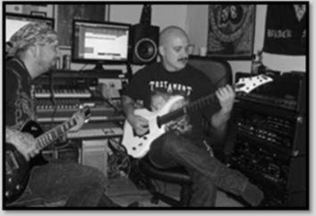 Poze Avatare Rock Hi5, Facebook, YM - PozeMH - Dimmu Borgir in the studio