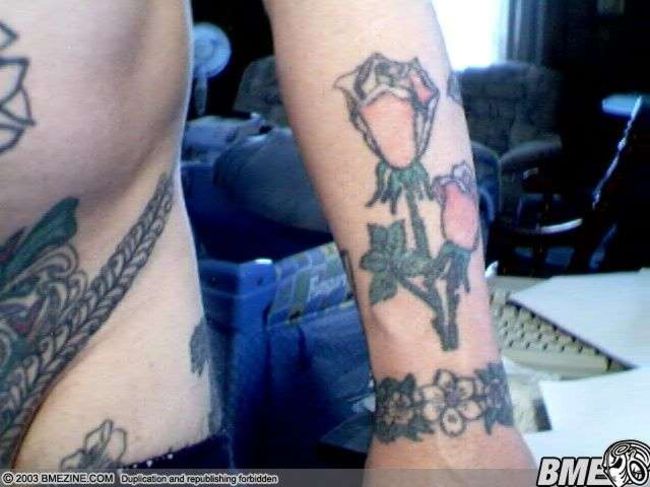 Poze Poze Tatuaje. Modele de Tatuaje (foto) - Trandafir pe antebrat