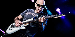 Concert JOE SATRIANI la Bucuresti: Cand Tehnica Exceleaza