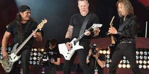 Metallica au cantat piesa 'Moth Into Flame' la un concert privat