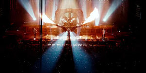 Rammstein au publicat imagini de la premiera concertului-documentar 'Paris'