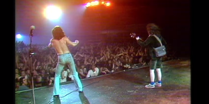 AC/DC au lansat un clip video pentru Highway to Hell filmat in 1979
