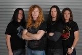 Dave Mustaine se joaca pe Guitar Hero (video)