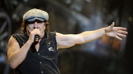 AC/DC si Iron Maiden sunt nominalizati pentru cel mai bun turneu din 2010