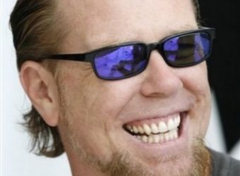 James Hetfield : Nu am nimic cu Axl Rose (video)