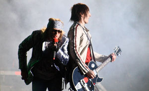 Guns N Roses ar putea concerta in Emiratele Arabe