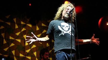 Robert Plant vroia sa renunte la muzica pentru a deveni profesor