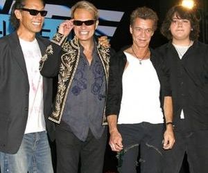 Van Halen inregistreaza cu David Lee Roth