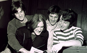 The Kinks reediteaza sapte albume