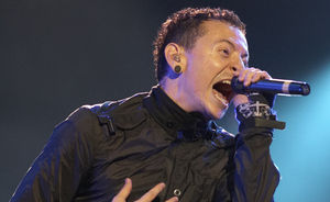 Linkin Park anuleaza un concert din cauza solistului