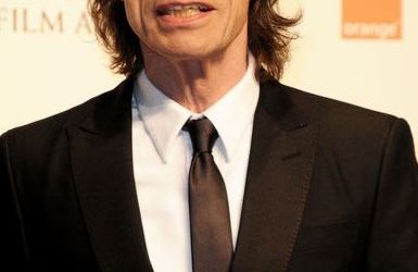 Mick Jagger colaboreaza din nou cu Dave Stewart