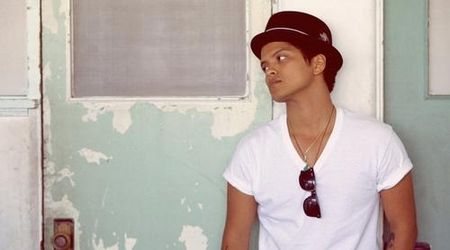 Bruno Mars a lansat un nou videoclip: Liquor Store Blues