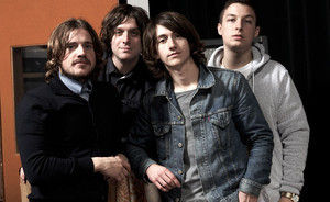 Arctic Monkeys anunta tracklistul si numele noului album
