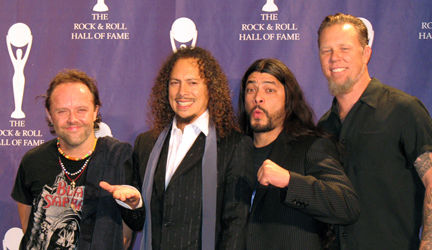 Urmareste un documentar Metallica realizat de fani
