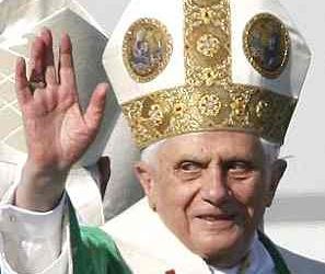 Papa Benedict al XVI-lea este fan Beatles, Michael Jackson si Oasis