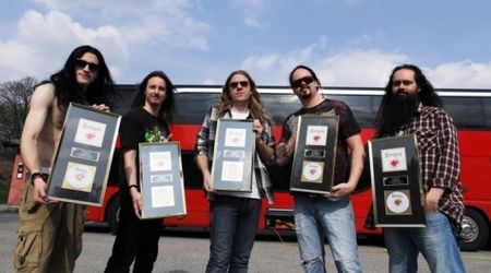 Evergrey au primit discul de aur in Suedia