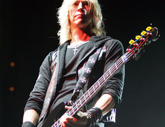 Duff McKagan a fost intervievat la Nova Rock 2011 (video)