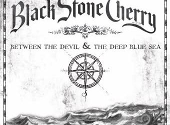 Bateristul Black Stone Cherry iti prezinta setul sau de tobe (video)