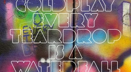 Coldplay au lansat un videoclip nou: Every Teardrop Is A Waterfall